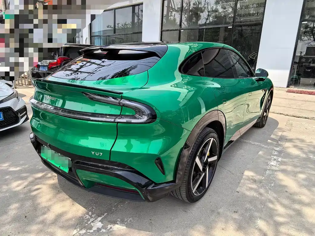 Xiaomi YU7 2025 — фото 13