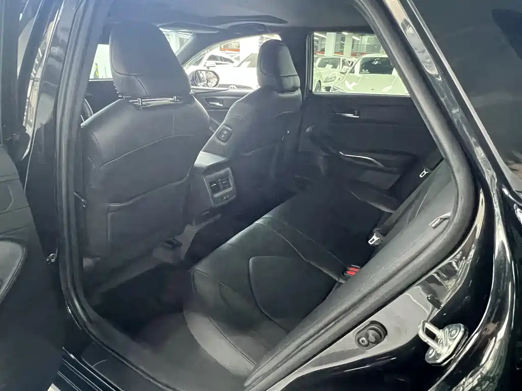 Toyota Avalon 2021