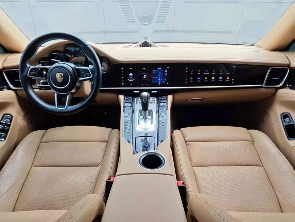 Porsche Panamera 2015 — фото 10