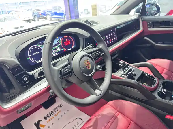 Porsche Cayenne 2024