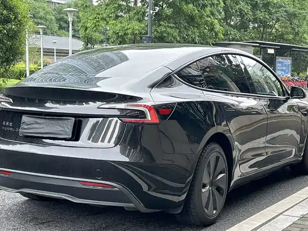 Tesla Model 3 2026