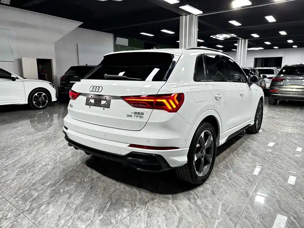 Audi Q3 2022