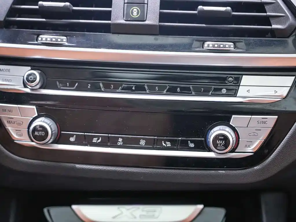 BMW X3 2020 — фото 9