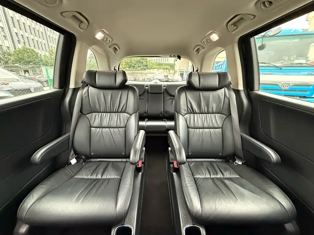 Honda Odyssey 2021 — фото 24