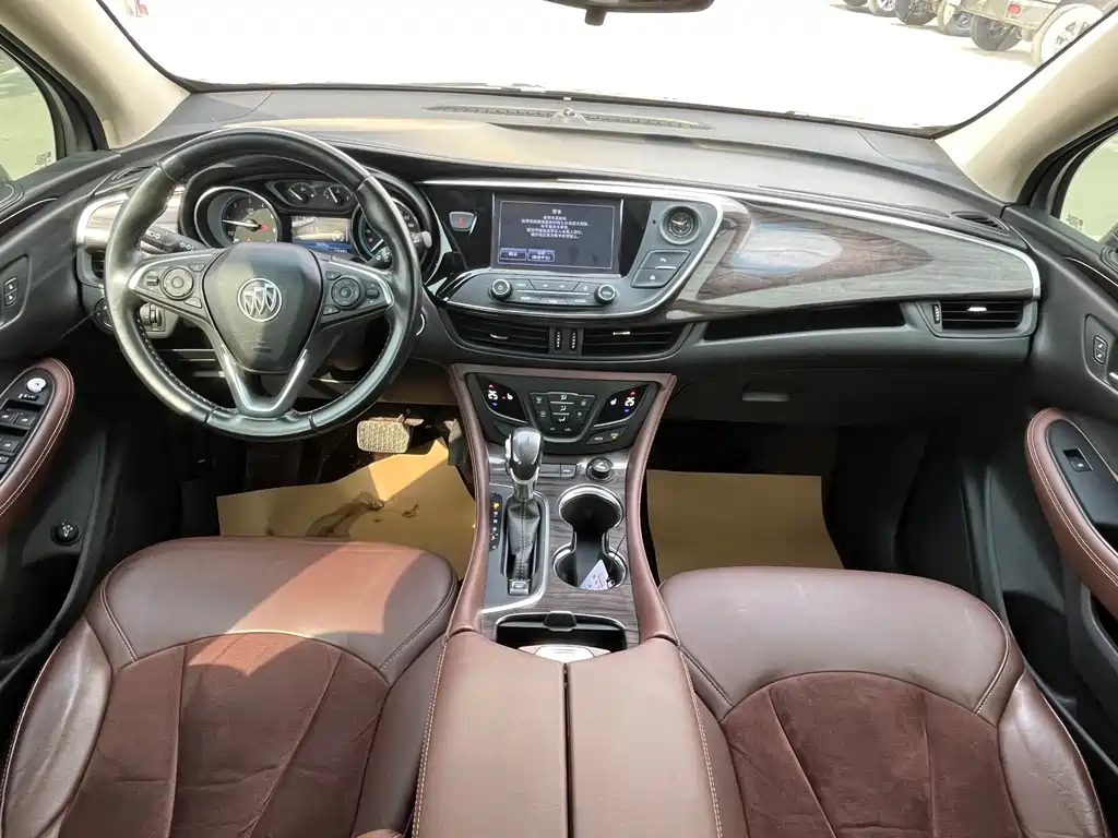 Buick Envision Plus 2017 — фото 9