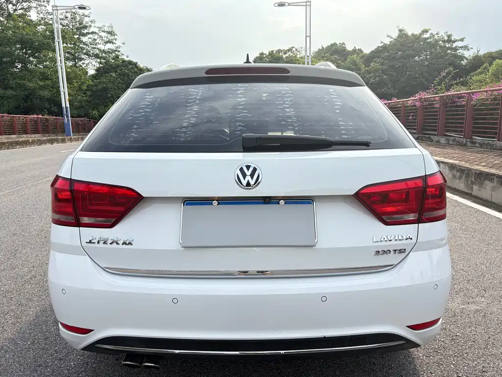 Volkswagen Gran Lavida 2017