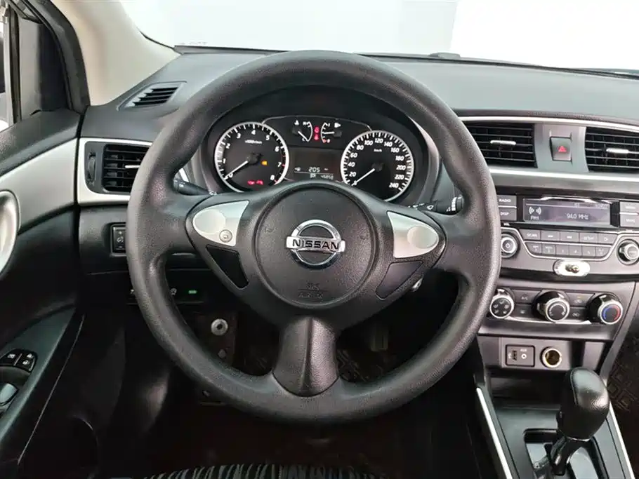 Nissan Sylphy 2023 — фото 15
