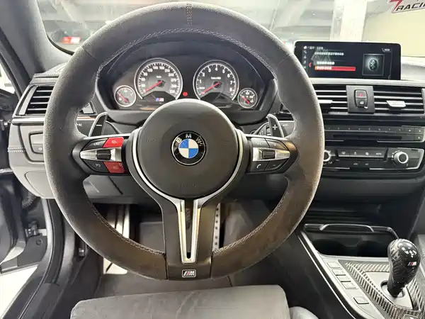BMW M4 2016