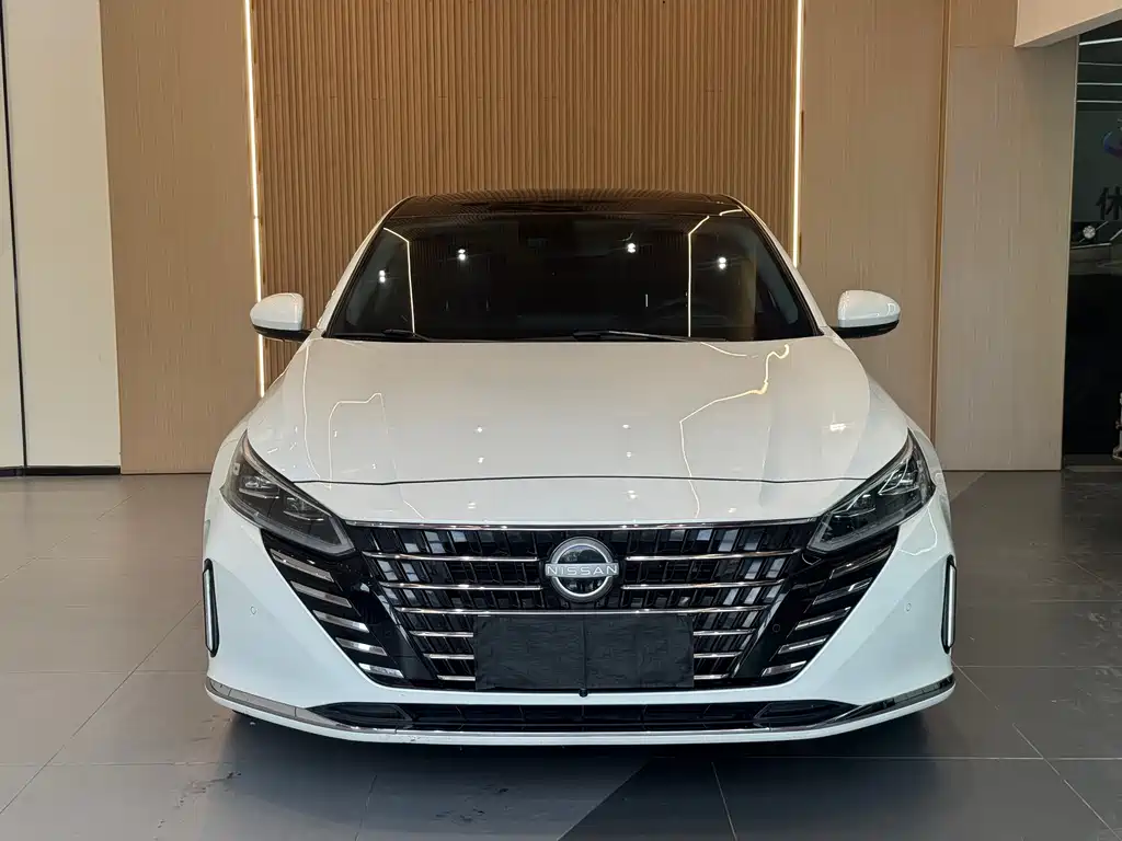 Nissan Teana 2023