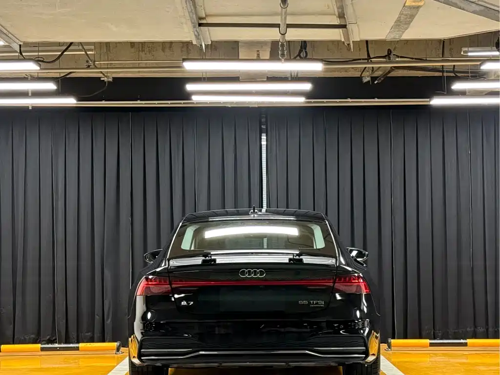 Audi A7 2019 — фото 19