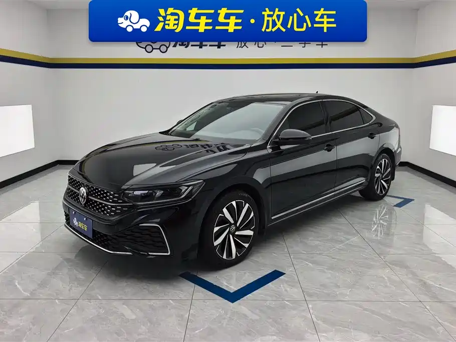 Volkswagen Passat 2023