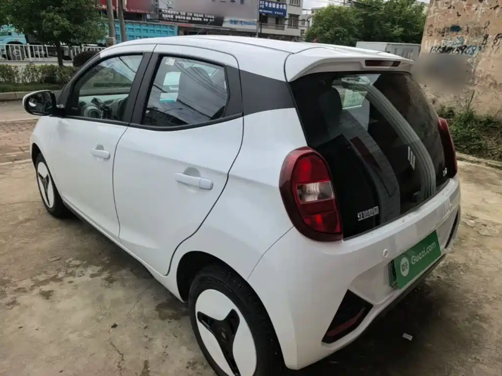 JMEV EV2 2025