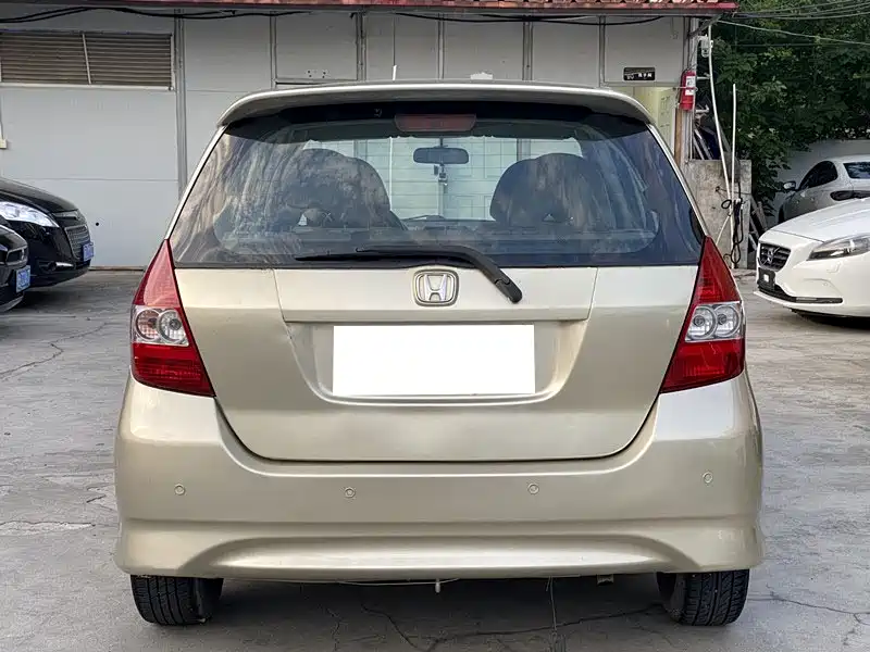 Honda Fit 2008 — фото 12