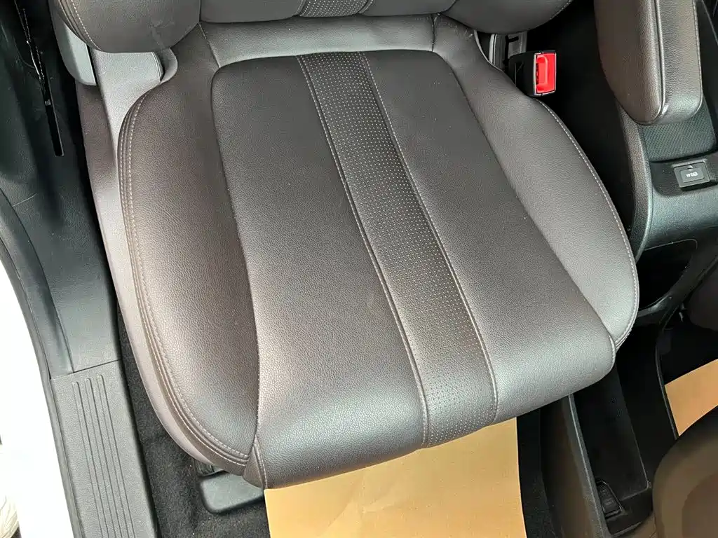 GAC Motor Trumpchi M6 2019 — фото 23
