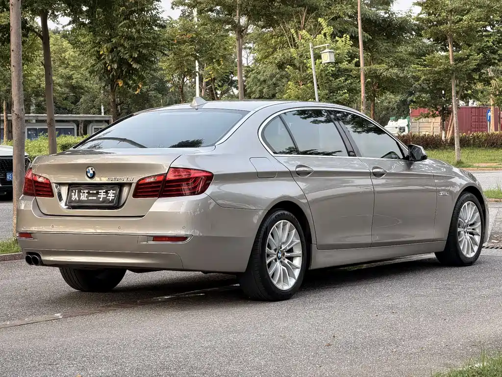 BMW 5 Series 2015
