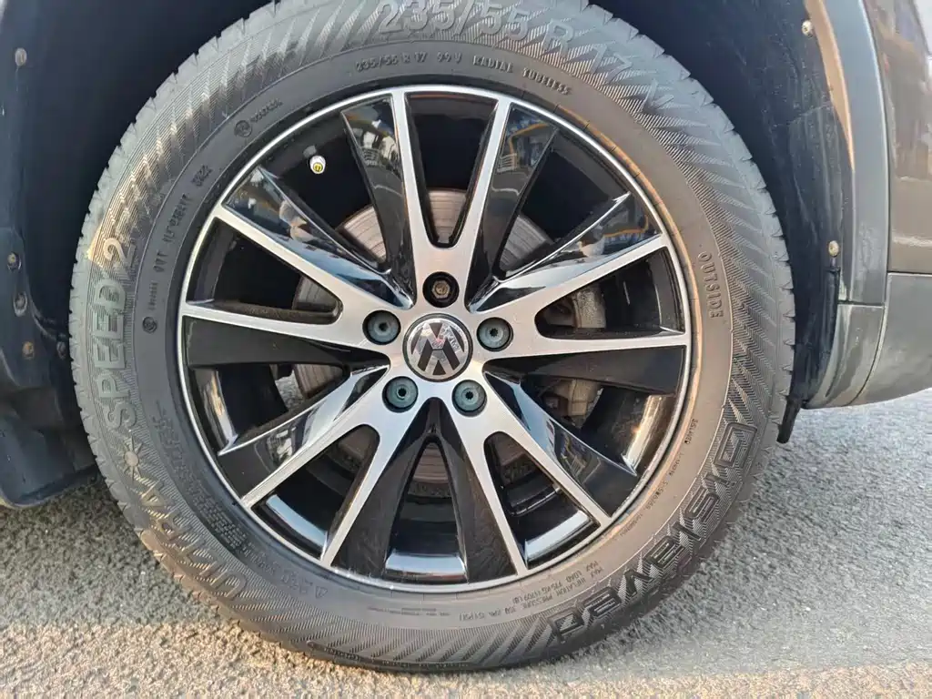 Volkswagen Tiguan 2016 — фото 14