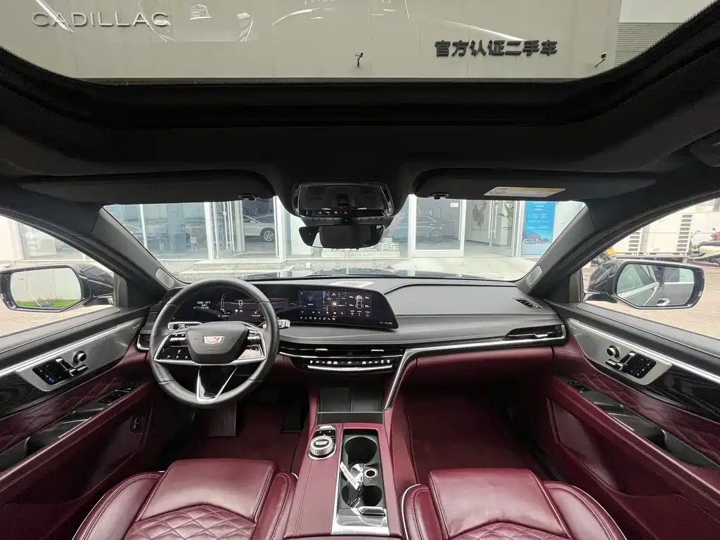 Cadillac CT6 2026 — фото 18