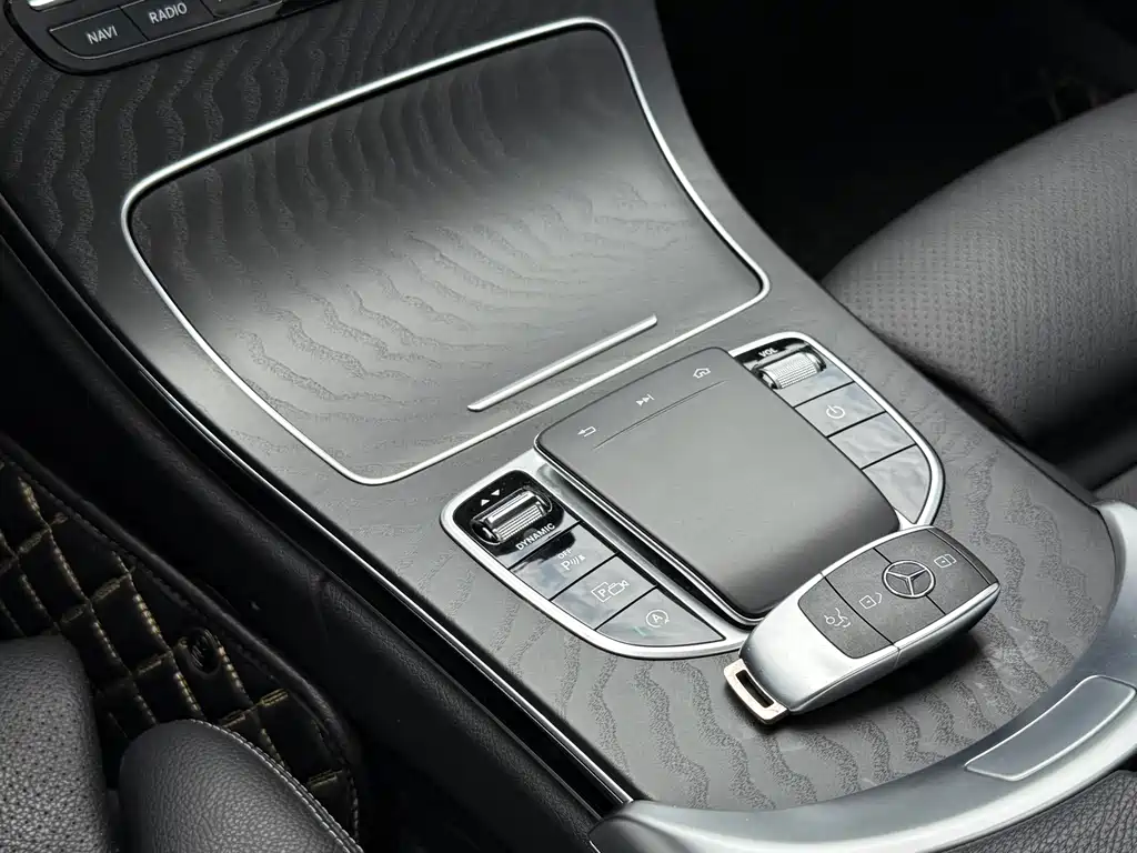 Mercedes-Benz C-Class 2020 — фото 10