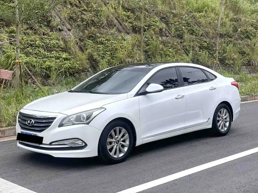Hyundai Mistra 2015