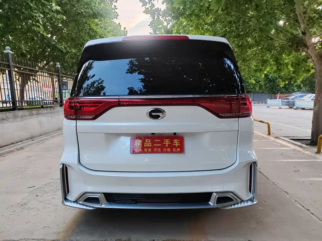 GAC Motor Trumpchi M8 2022 — фото 5