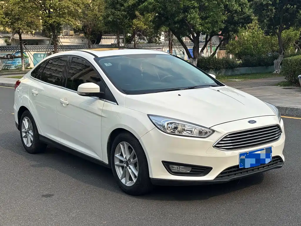 Ford Focus 2016 — фото 3