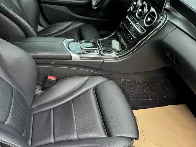 Mercedes-Benz C-Class 2019 — фото 14