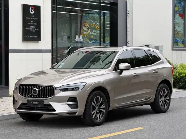 Volvo XC60 2022