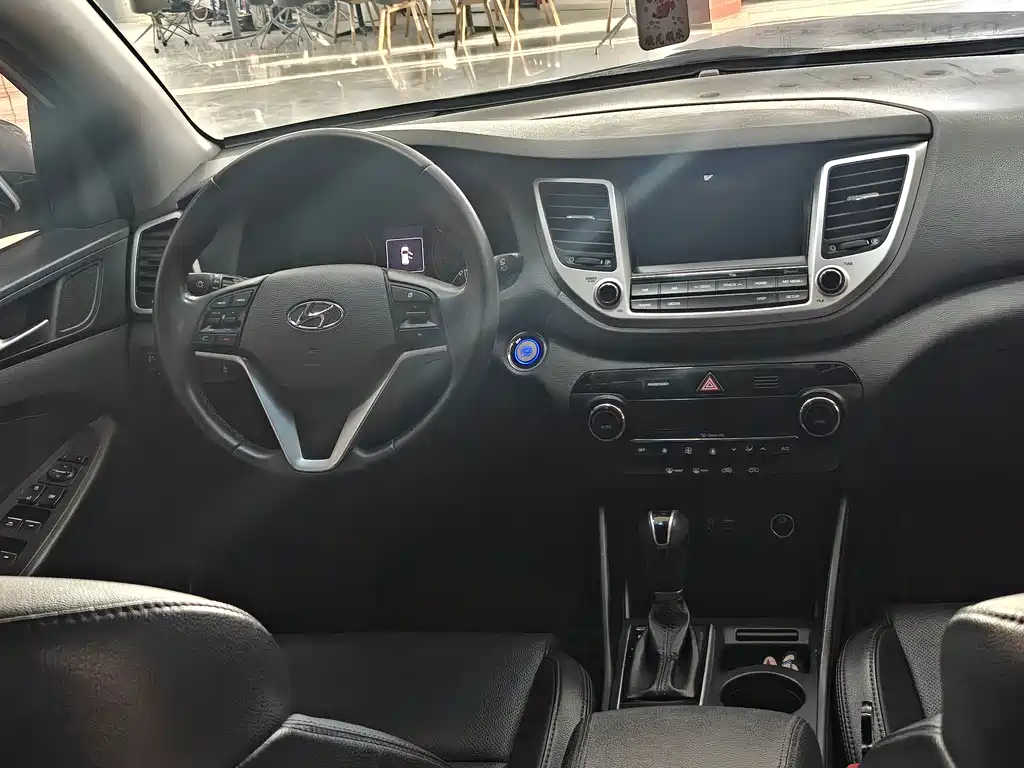 Hyundai Tucson 2016 — фото 14