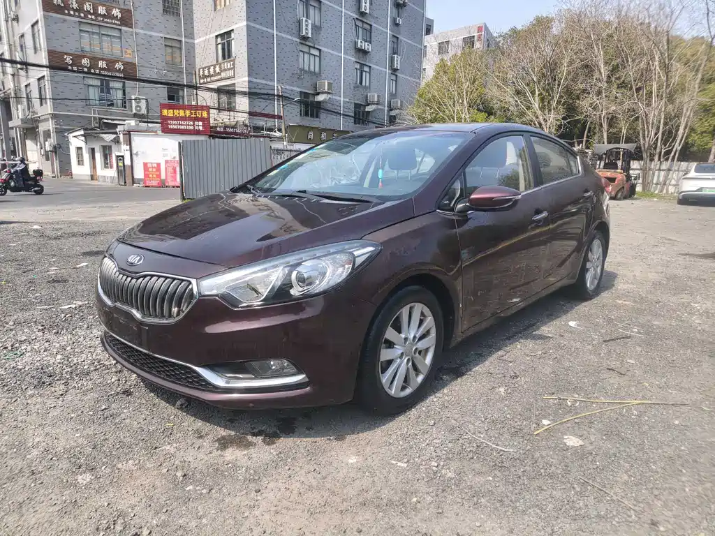 Kia K3 2015 — фото 10