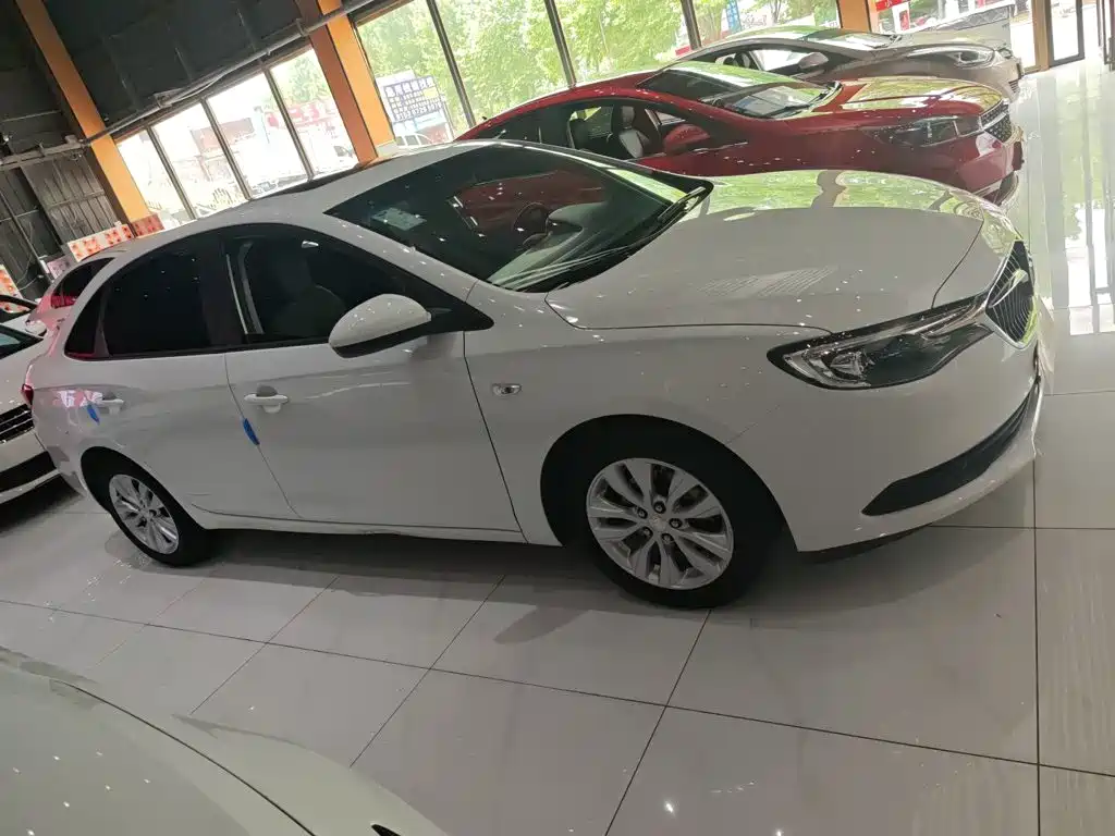 Buick Excelle 2022