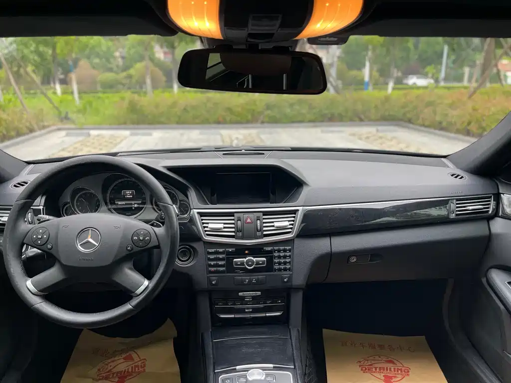 Mercedes-Benz E-Class 2013 — фото 10