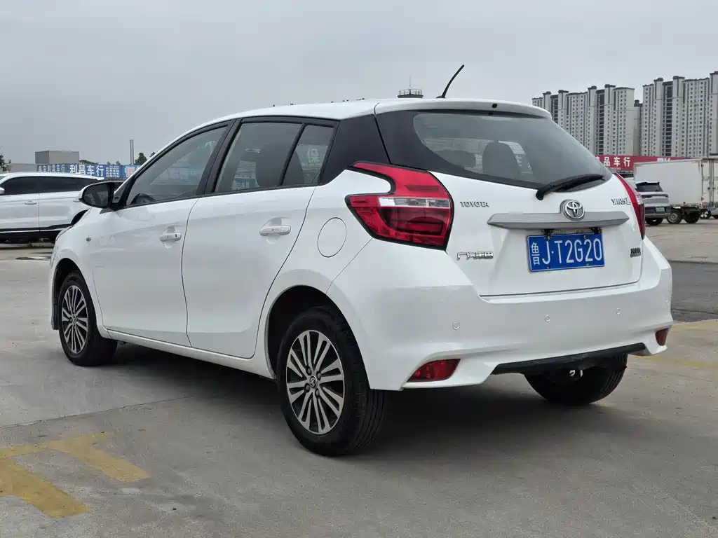Toyota Yaris L 2018 — фото 5