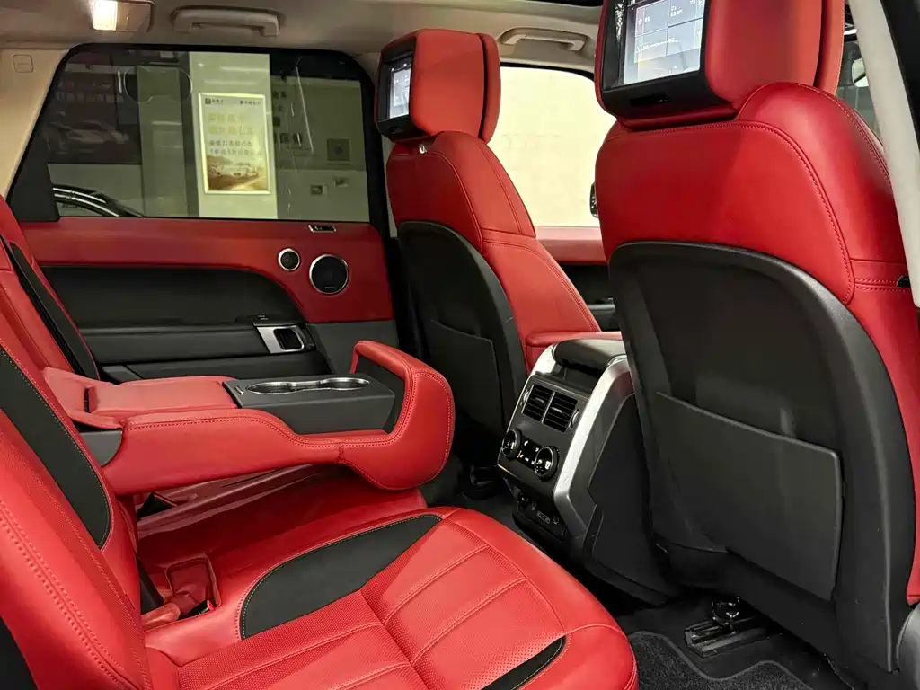 Land Rover Sport 2021 — фото 15