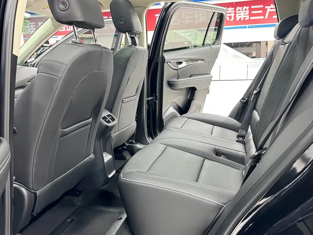 Buick Envision Plus 2023 — фото 18