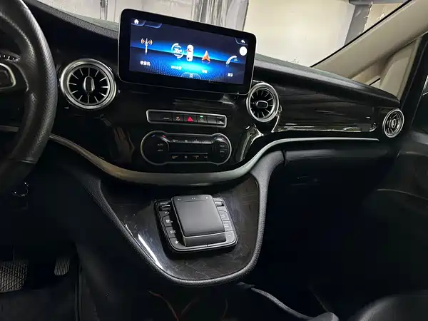 Mercedes-Benz Vito 2021