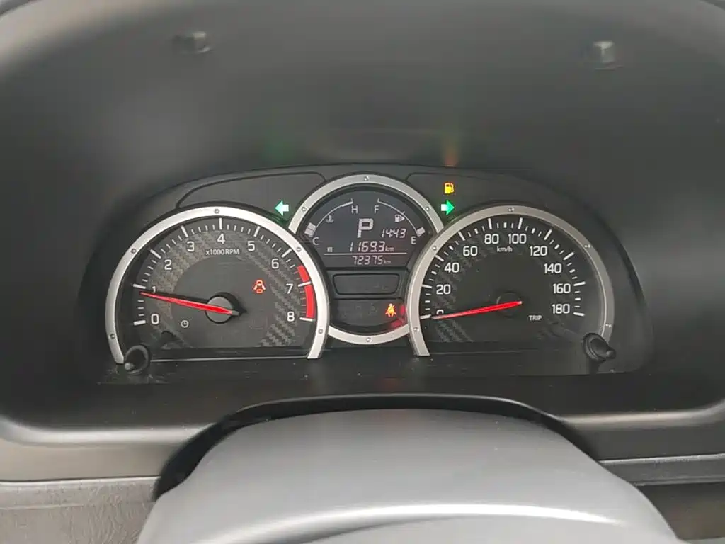 Suzuki Jimny 2018 — фото 12