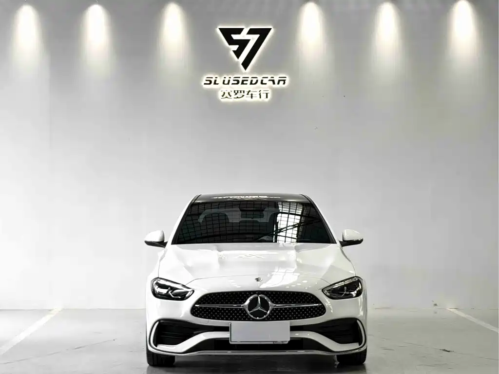 Mercedes-Benz C-Class 2024