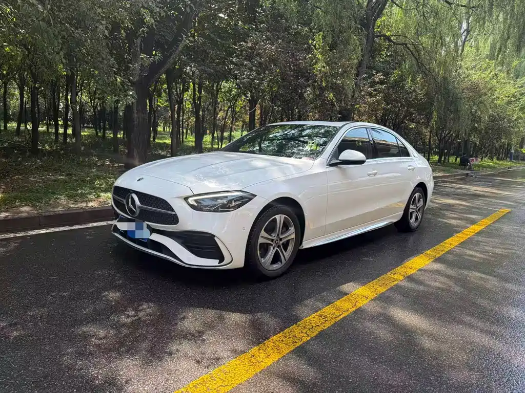 Mercedes-Benz C-Class 2022 — фото 1