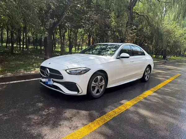 Mercedes-Benz C-Class 2022
