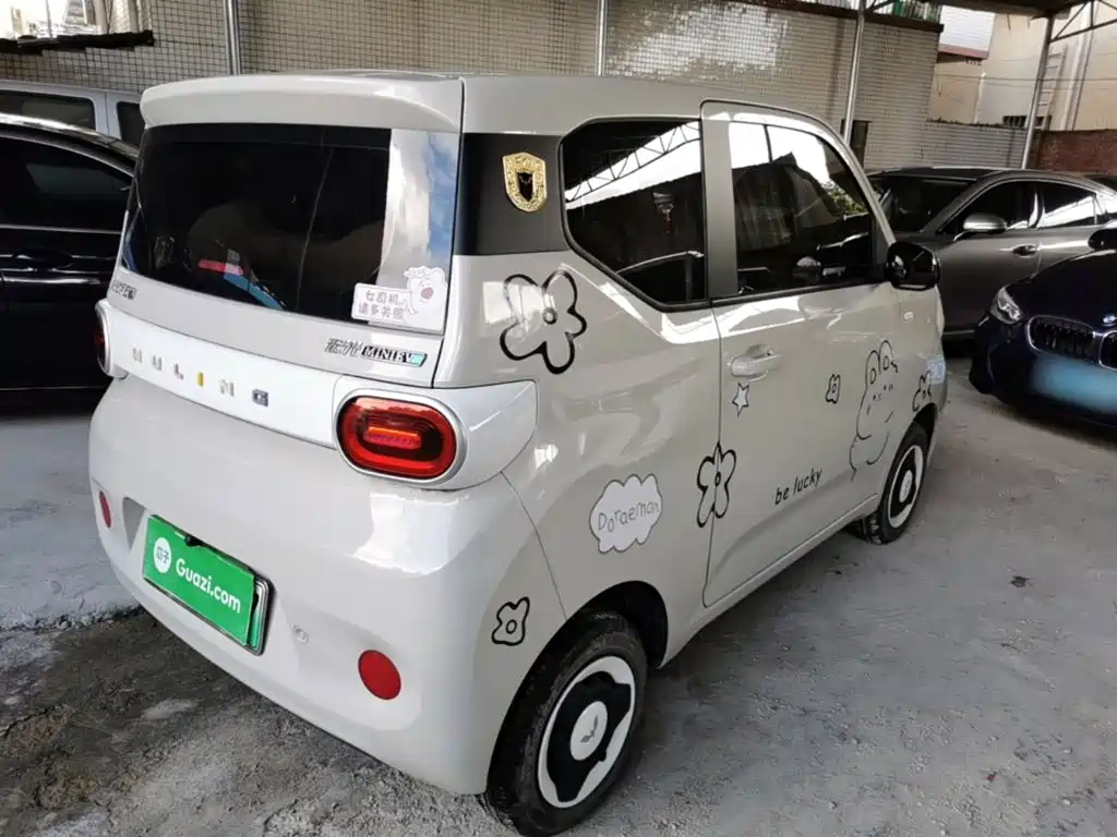 Wuling Hongguang MINIEV 2025