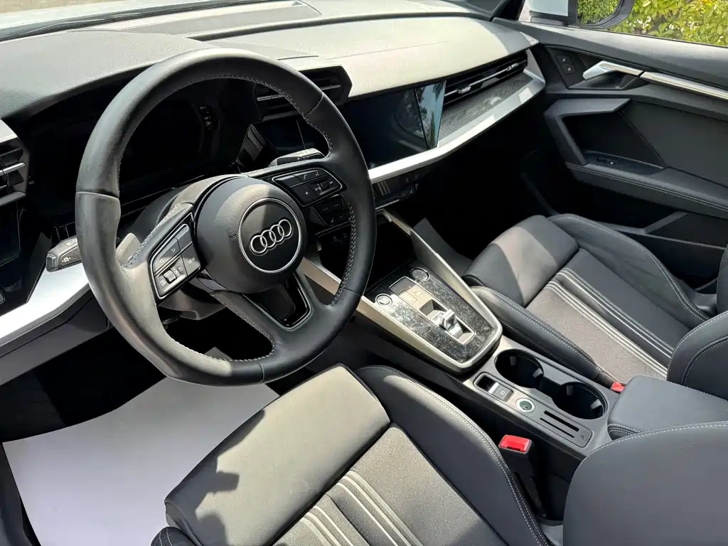 Audi A3 2022 — фото 14