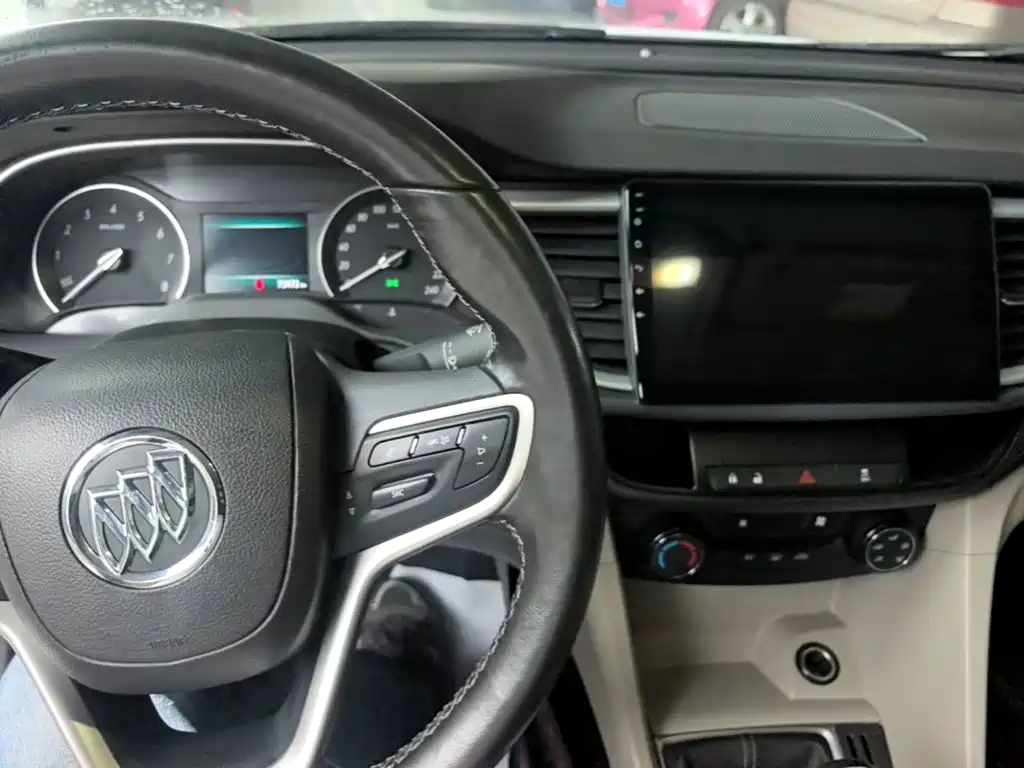 Buick Excelle 2018 — фото 10
