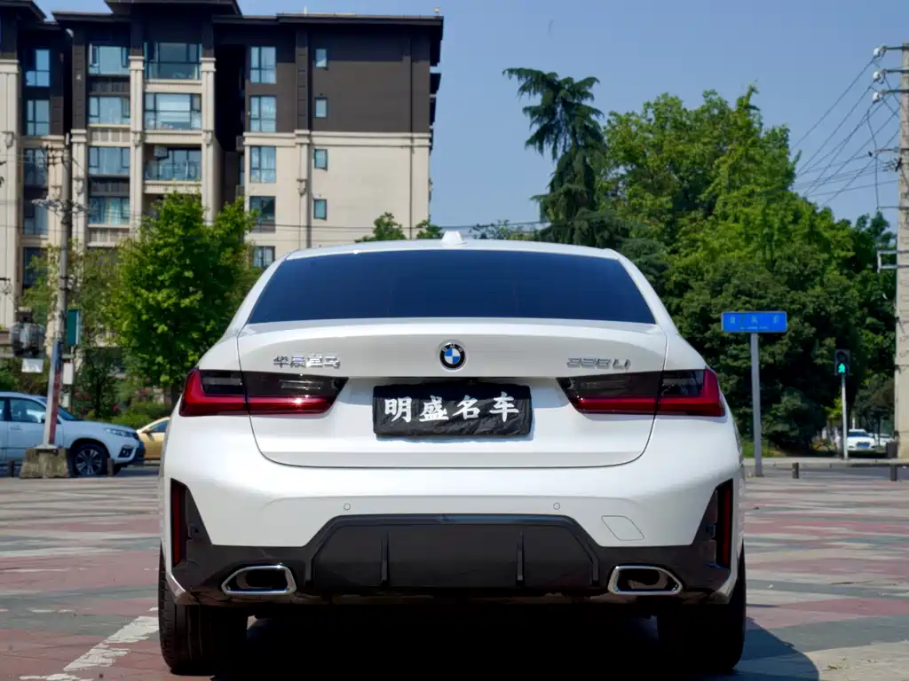 BMW 3 Series 2024