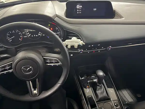 Mazda CX-30 2024