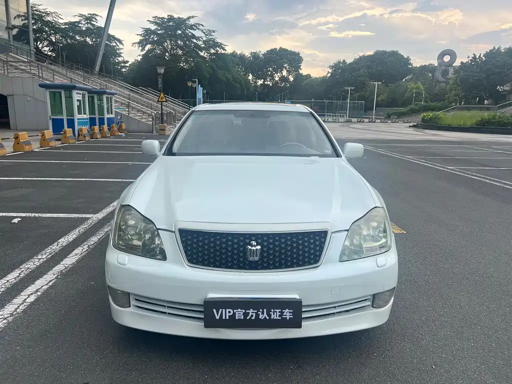 Toyota Crown 2008