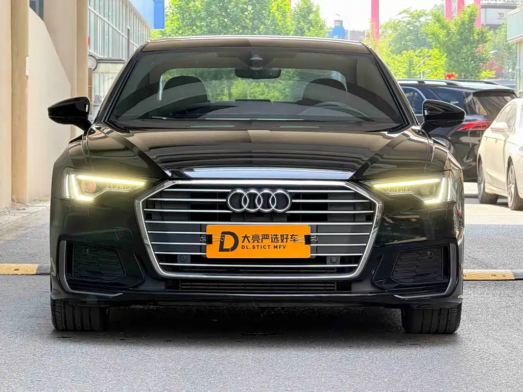 Audi A6L 2022