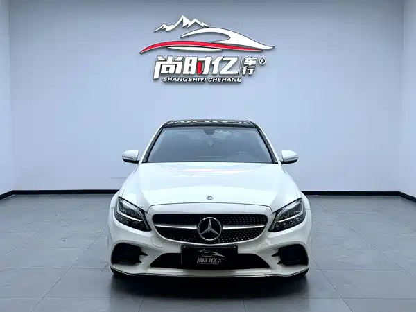 Mercedes-Benz C-Class 2020