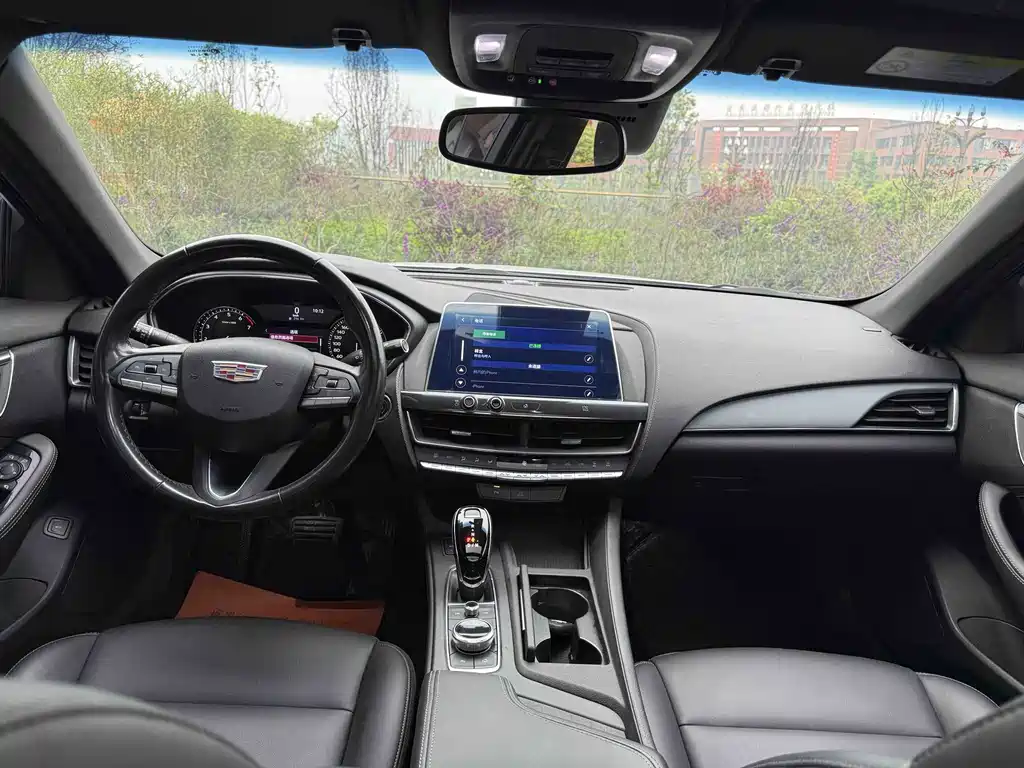 Cadillac CT5 2020 — фото 25