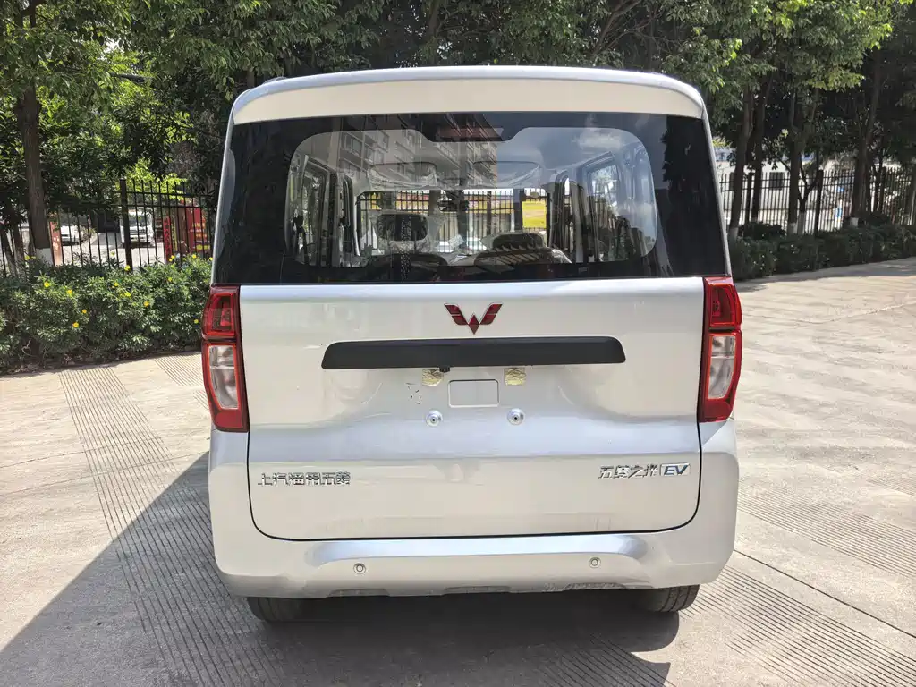 Wuling Zhiguang EV 2026 — фото 10