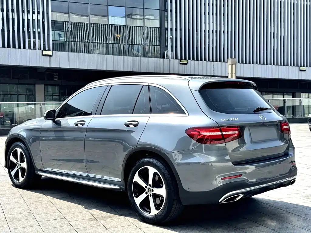 Mercedes-Benz GLC 2017 — фото 10